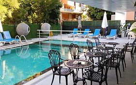Sam Hotel